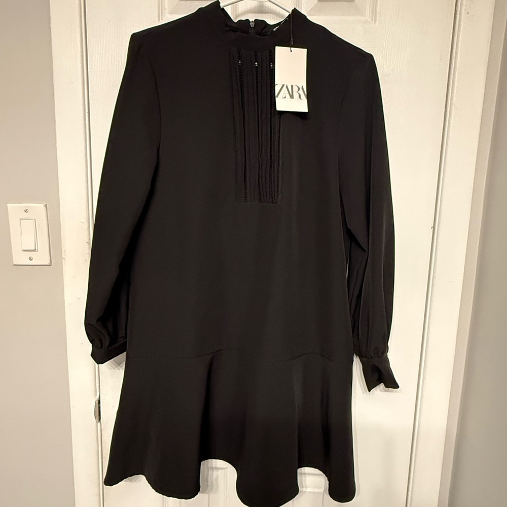 Zara Elegant Black Dress with Pleated Detail
